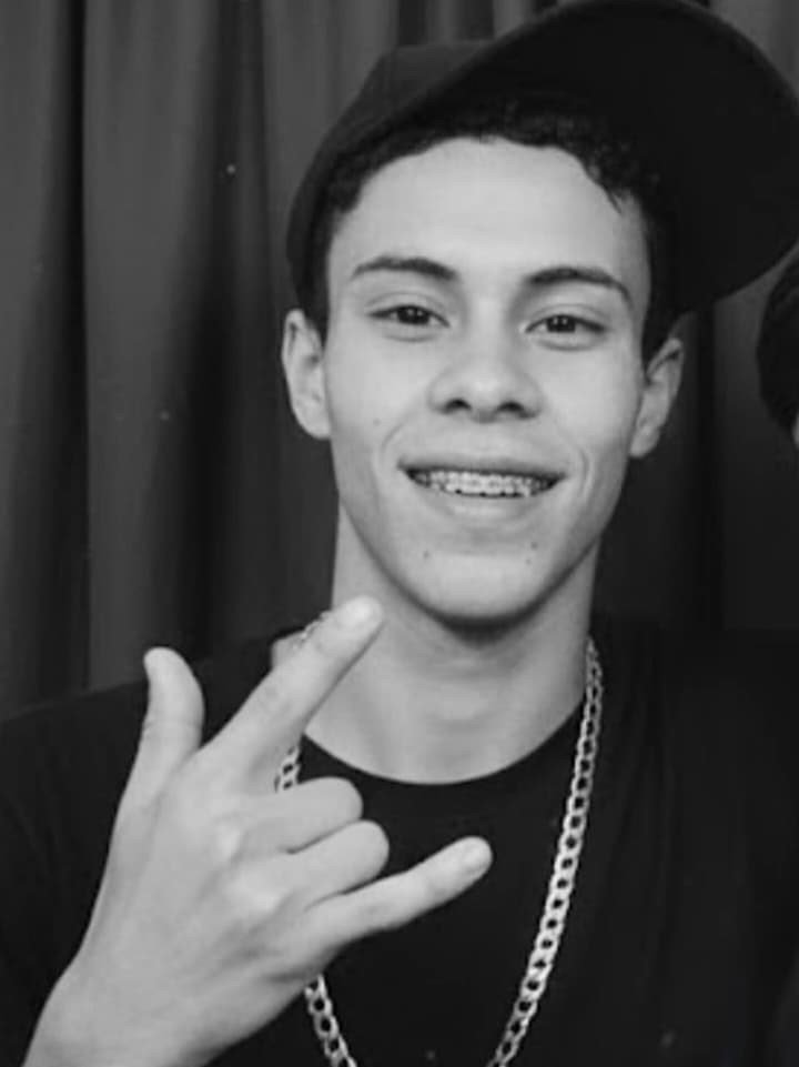 O jovem-Deyvid Michel-Silva-foi-assassinado na-madrugada