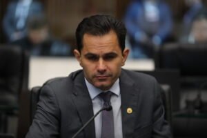 Marcio-pacheco-contra-renato-freitas